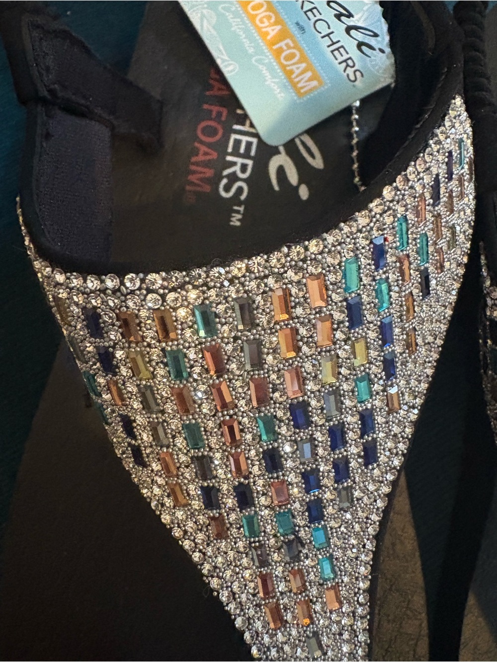 Skechers Black Yoga Foam T-strap Sandals with Multicolor Crystal Accents - Picture 2 of 10